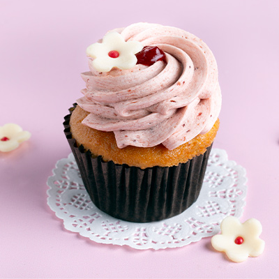 Desserts & Cupcakes-Strawberry Cupcake [1 Piece]