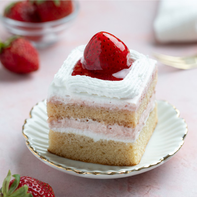 Strawberry & Fresh Cream Pastry [1 Pc]