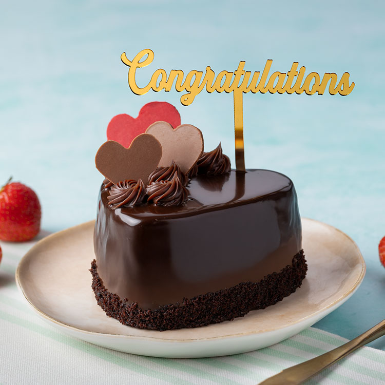 Special Strawberry & Chocolate Bento Cake [300g] with 'Congratulations' Topper