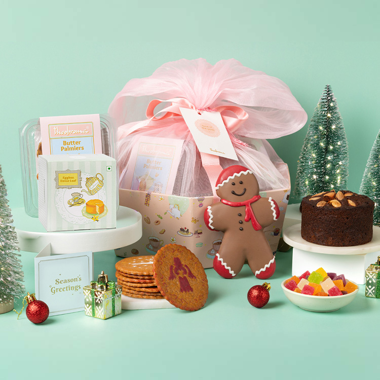 Christmas Premium Gift Hamper Basket (Eggless)