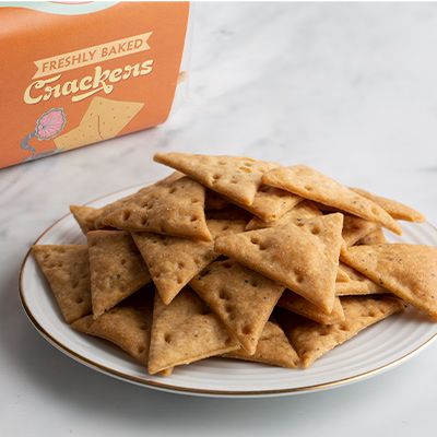 Black Pepper Sourdough Crackers [100g]