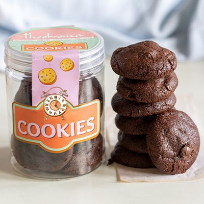Eggless Double Choco Chip Cookies [8 Pcs]