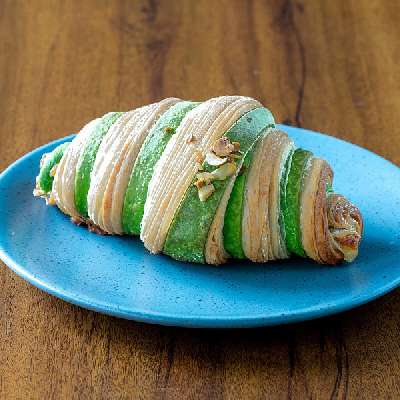 Pistachio Croissant