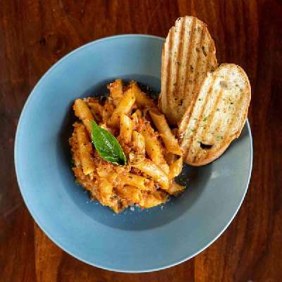 Veg Arrabbiata Pasta