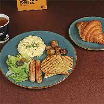 Chelvies Breakfast Combo