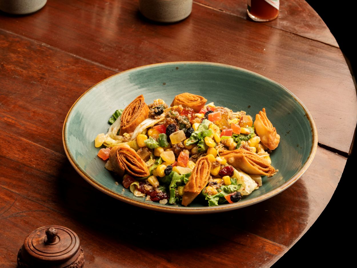 Corn And Mix Green Salad