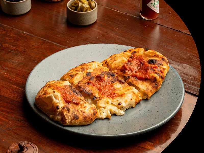 Chicken And Pepproni Calzone