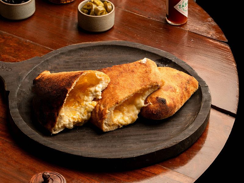 Molto Calzone