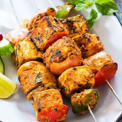 Paneer Garlic Tikka