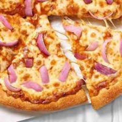 One Love Onion  Pizza