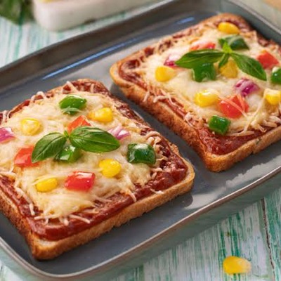 Bread Pizza
