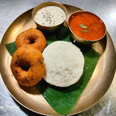 Idli Wada