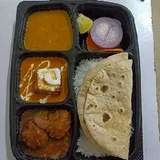 Paneer Pasanda Executive Thali